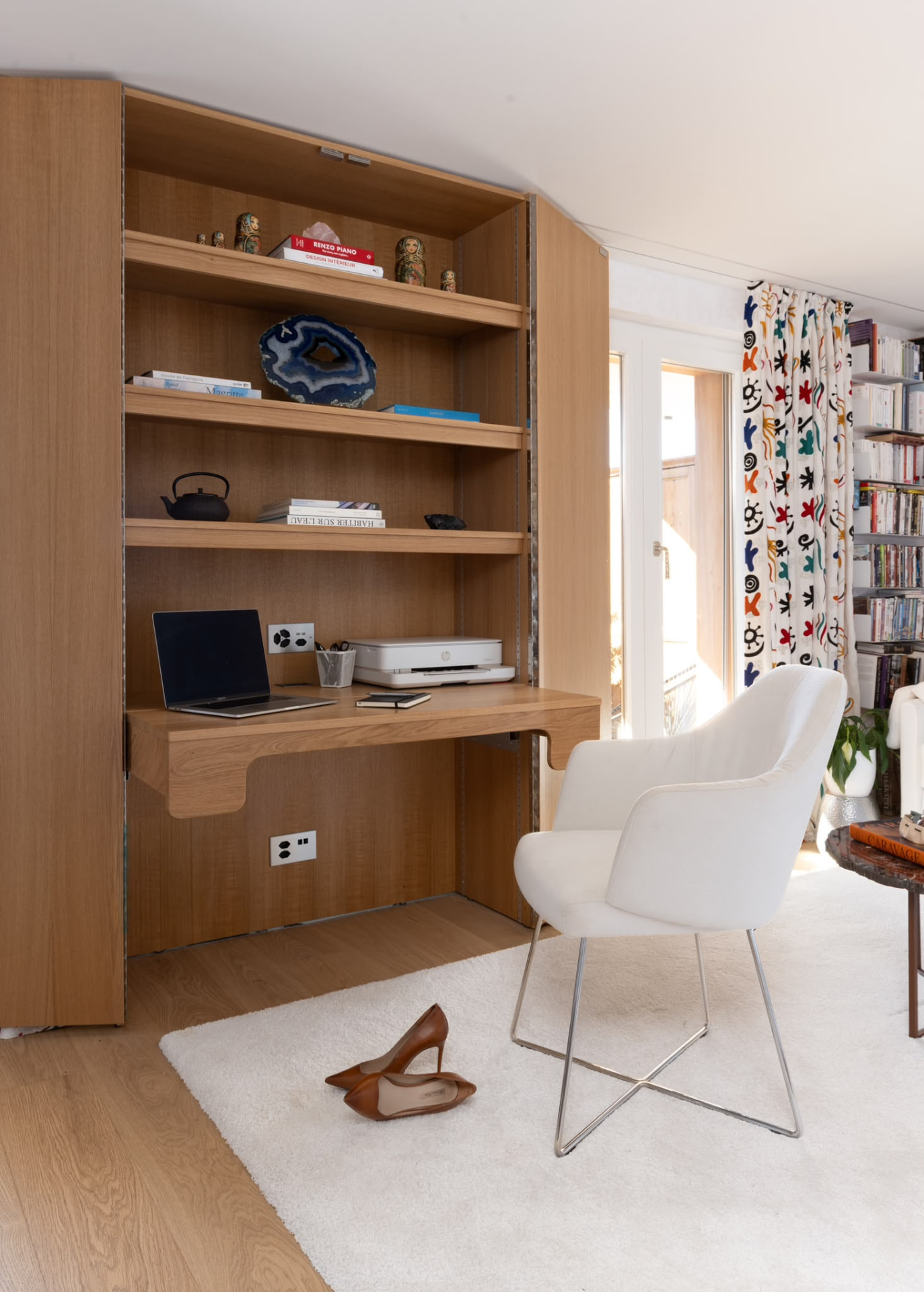 Bureau intégré — bibliothèque